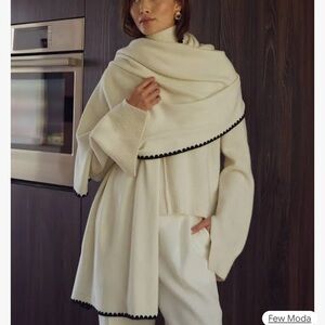 CAARA $223 wool cashmere blend oversized scarf shawl